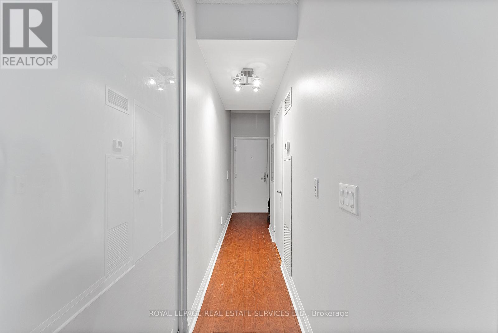 1606 - 220 Victoria Street, Toronto, Ontario  M5B 2R6 - Photo 20 - C12607354