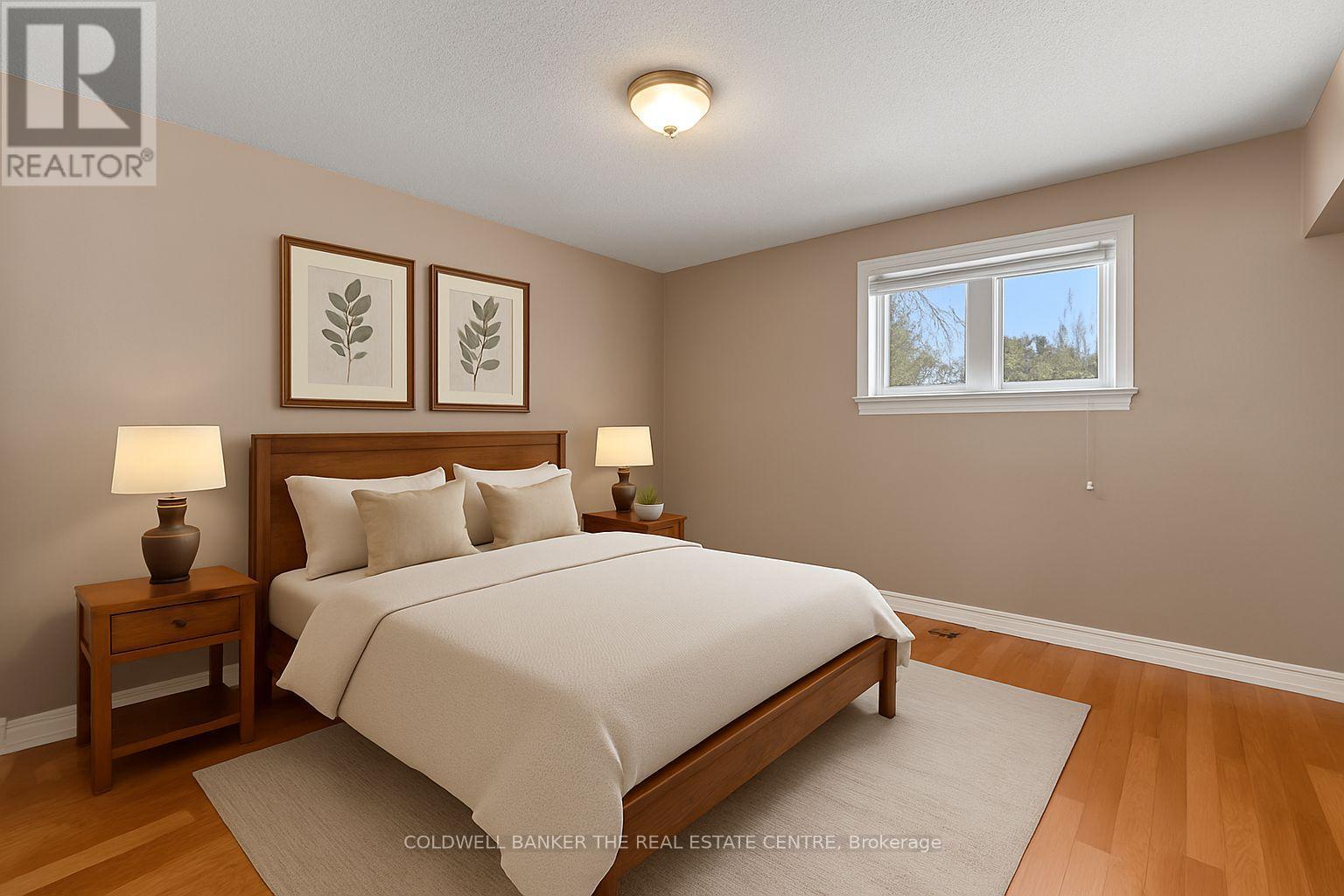 19 Farr Avenue, East Gwillimbury, Ontario  L0G 1V0 - Photo 9 - N12605996