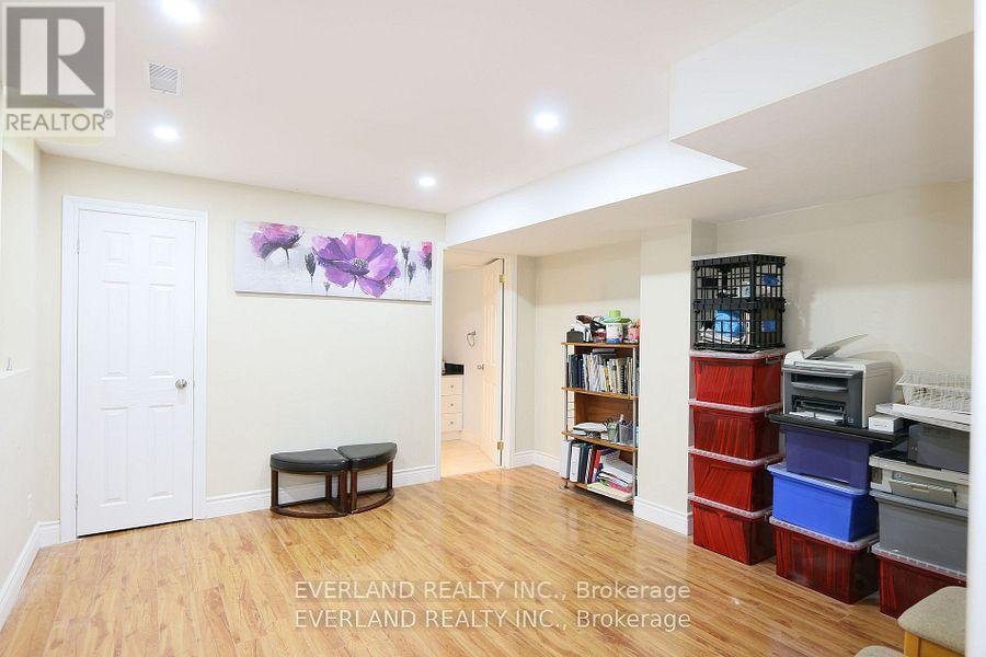 Basement - 38 Kimberly Court, Richmond Hill, Ontario  L4E 4C6 - Photo 16 - N12607398