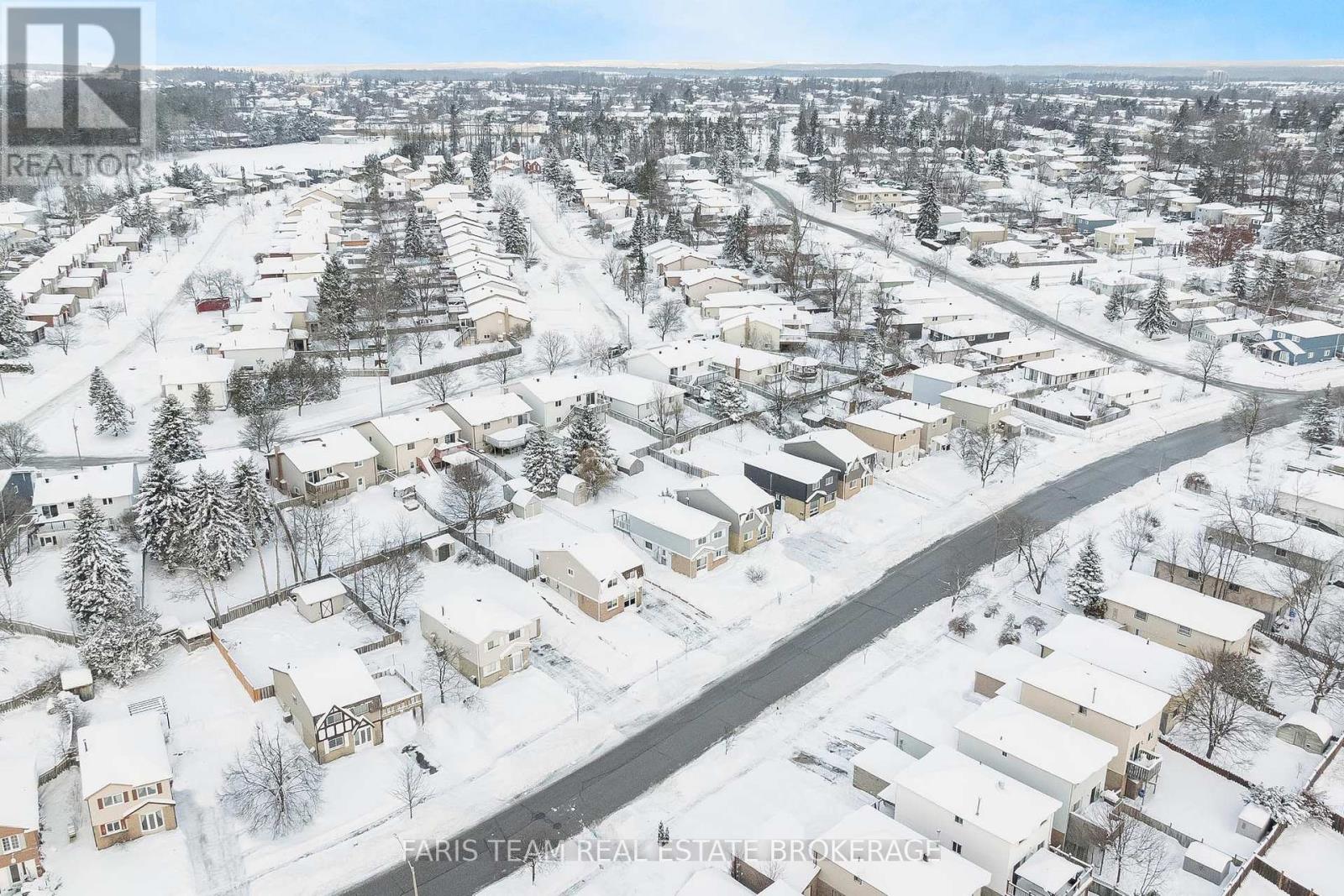 50 Browning Trail, Barrie, Ontario  L4N 4Z5 - Photo 11 - S12607372