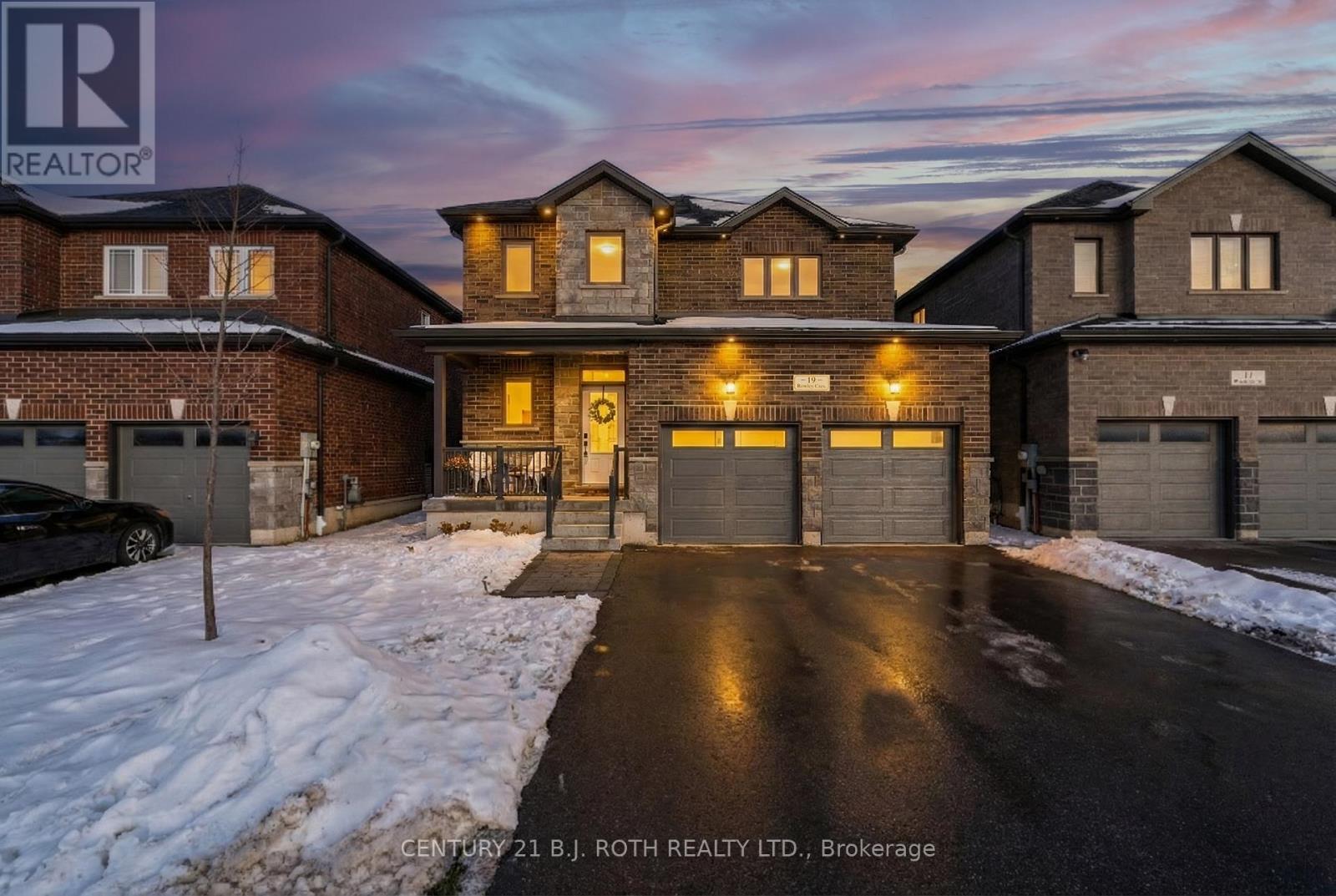 19 ROWLEY CRESCENT, Springwater, Ontario