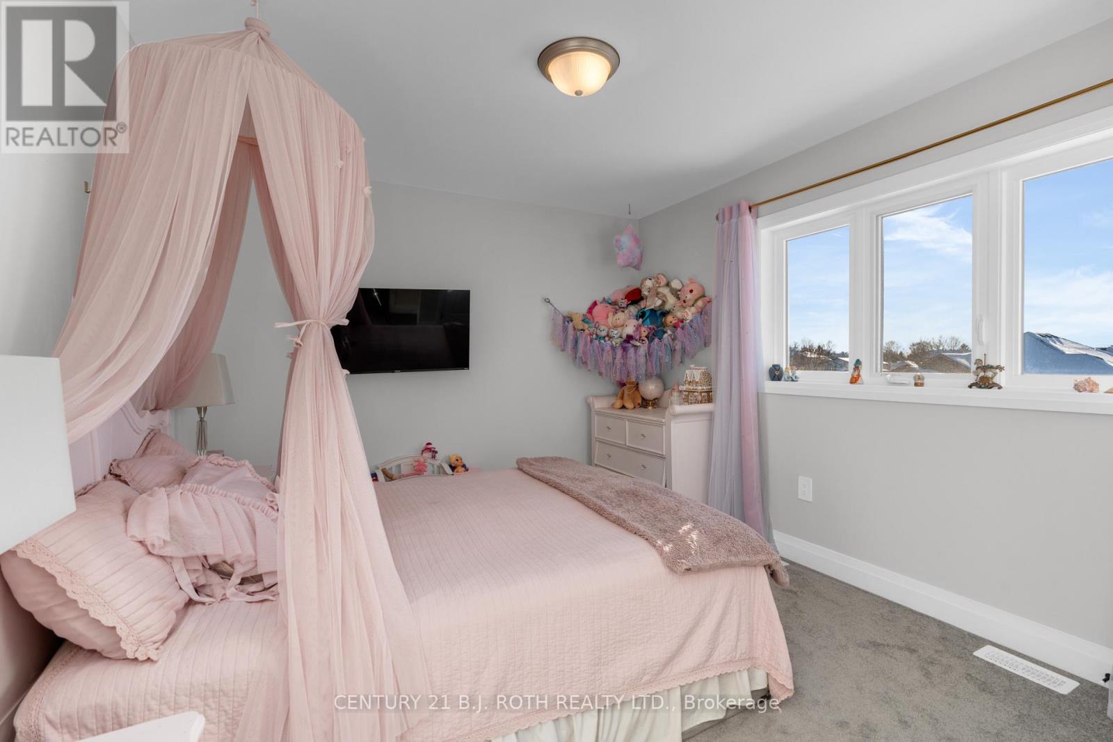 19 Rowley Crescent, Springwater (Elmvale), Ontario  L0L 1P0 - Photo 24 - S12607374