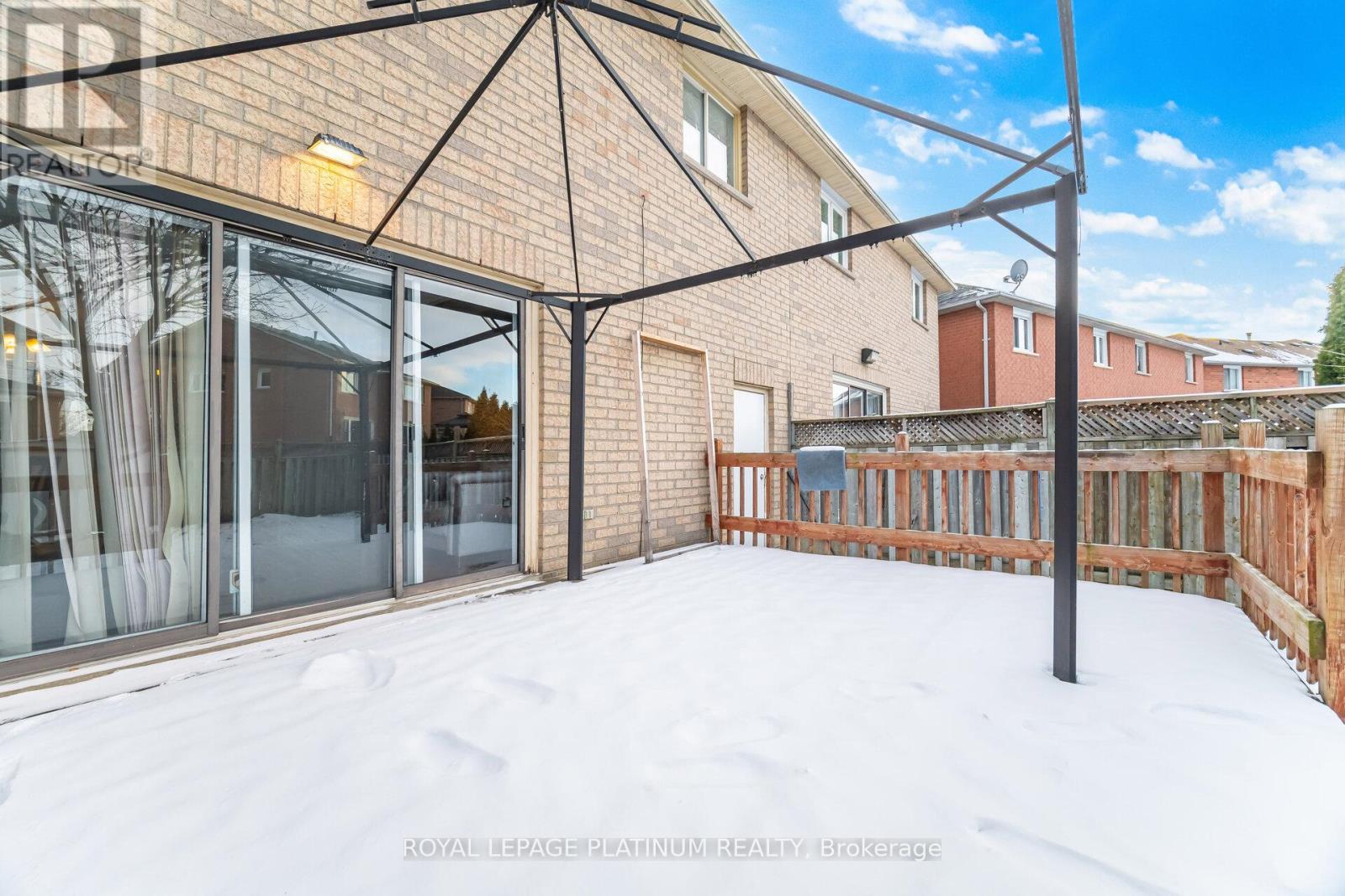 51 Softneedle Avenue, Brampton, Ontario  L6R 1K7 - Photo 27 - W12607366