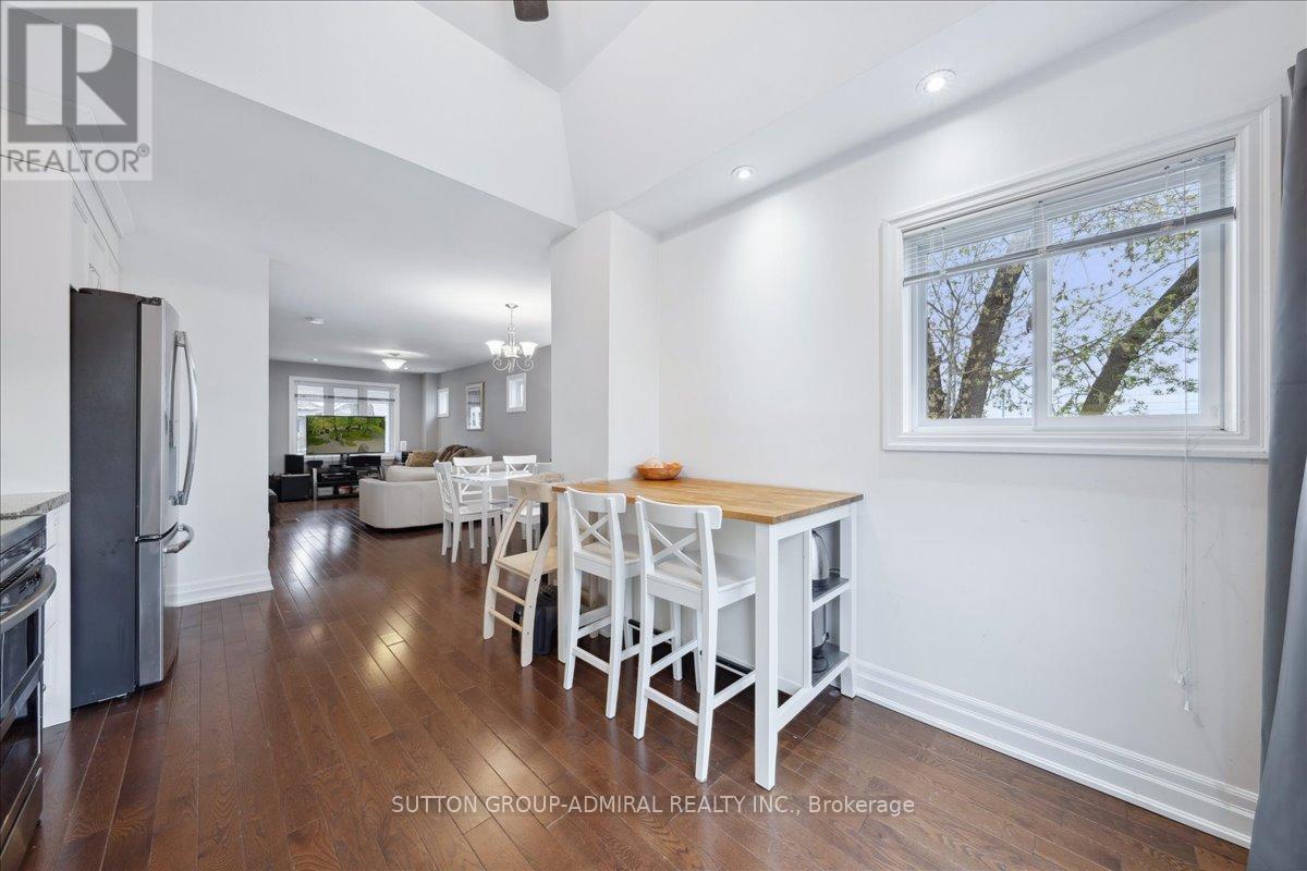 11 Bowie Avenue, Toronto, Ontario  M6E 2P1 - Photo 19 - W12607392