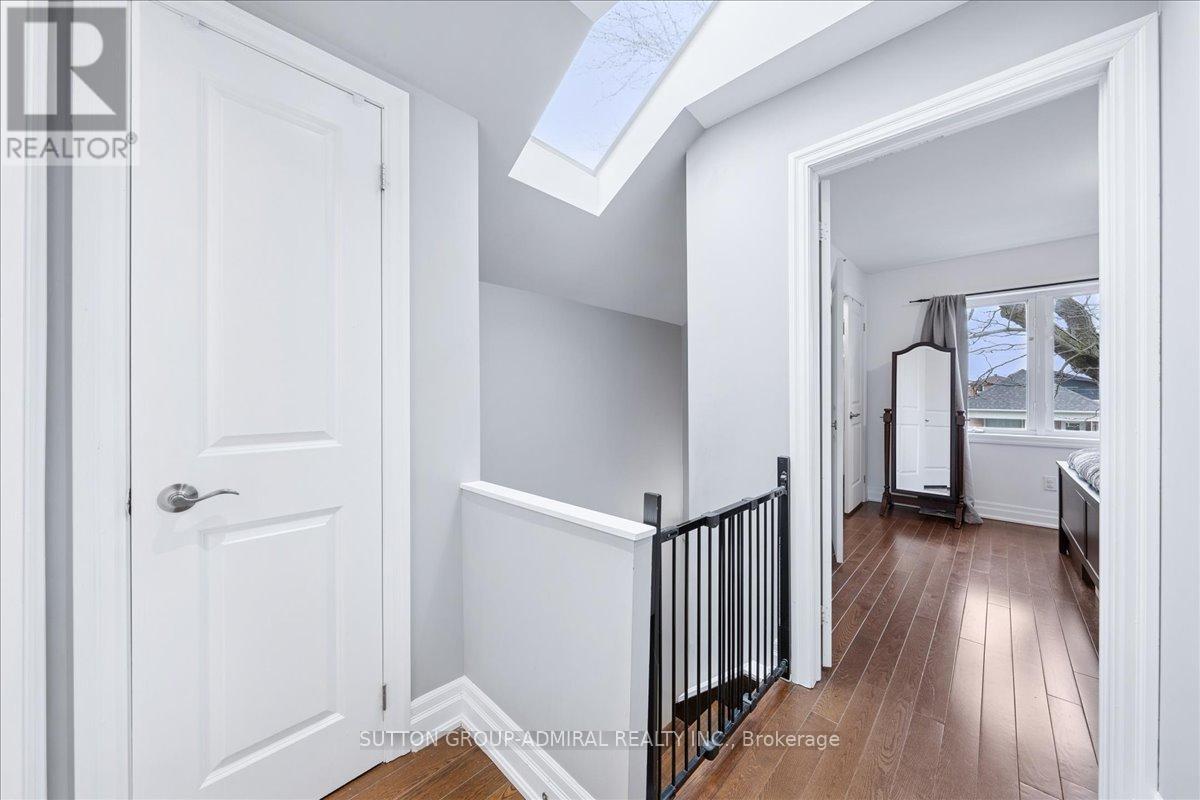 11 Bowie Avenue, Toronto, Ontario  M6E 2P1 - Photo 24 - W12607392