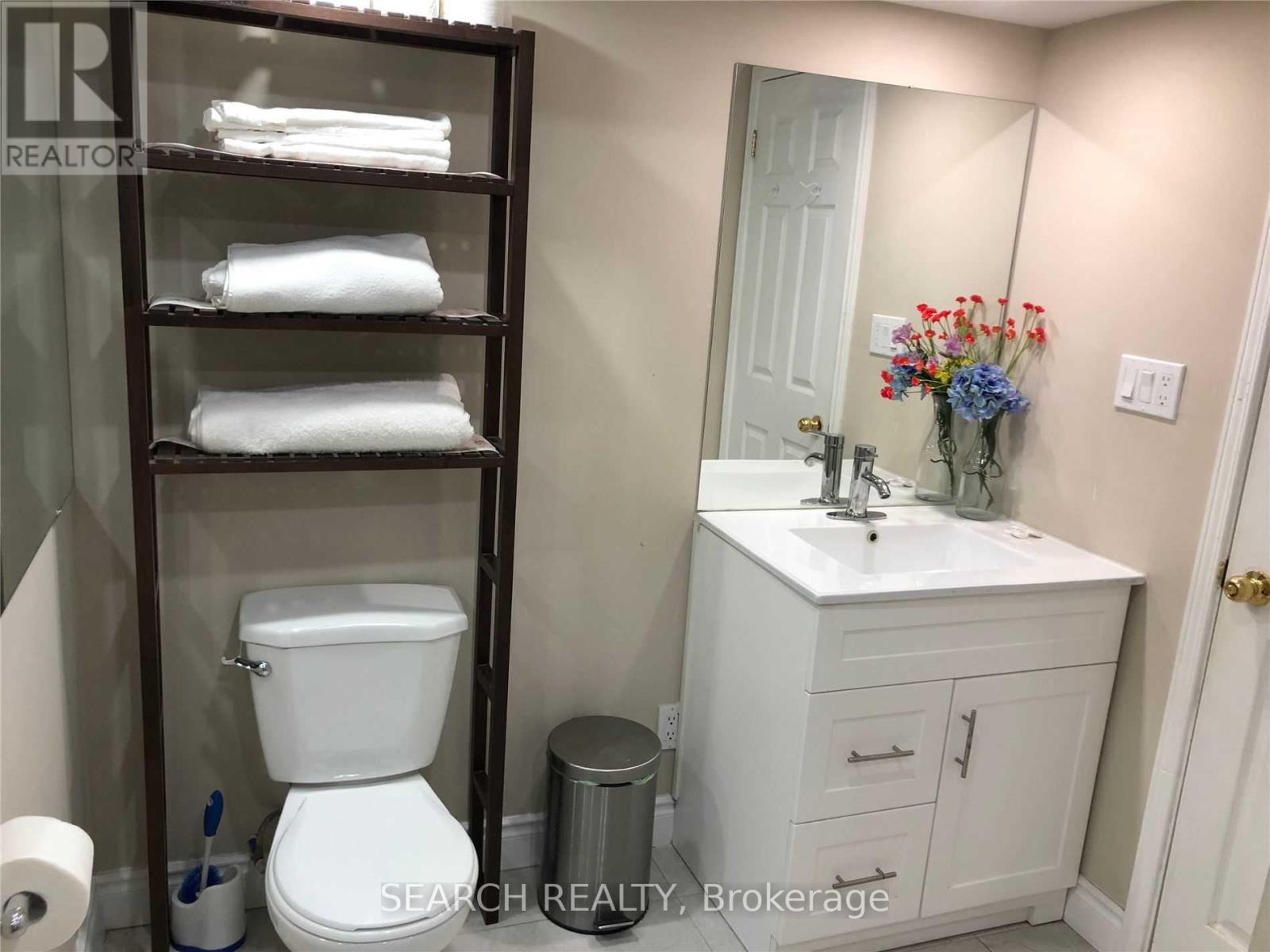 Bsmt - 3195 Polo Place, Mississauga, Ontario  L5M 6L1 - Photo 14 - W12607404