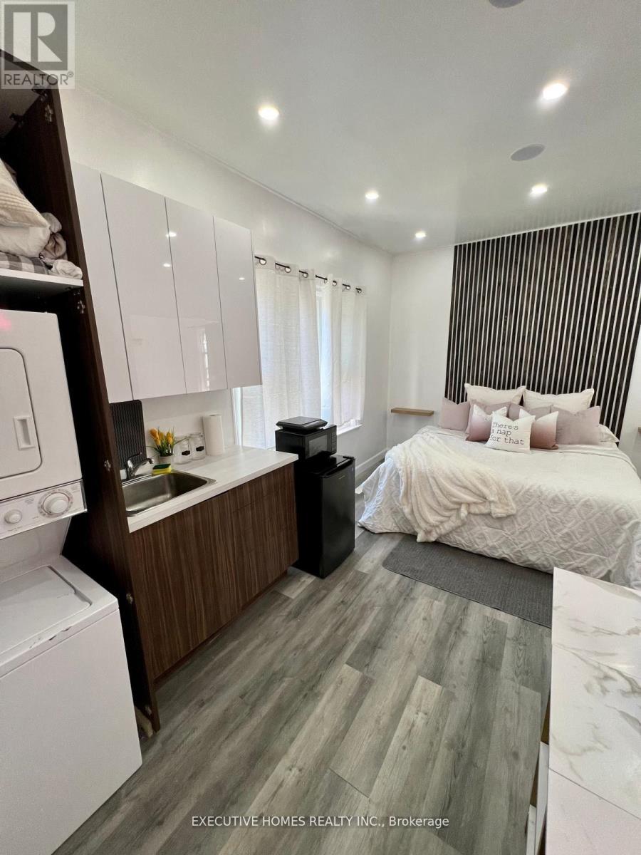 650 Oxford Street E, London East, Ontario  N5X 3J4 - Photo 12 - X12607356