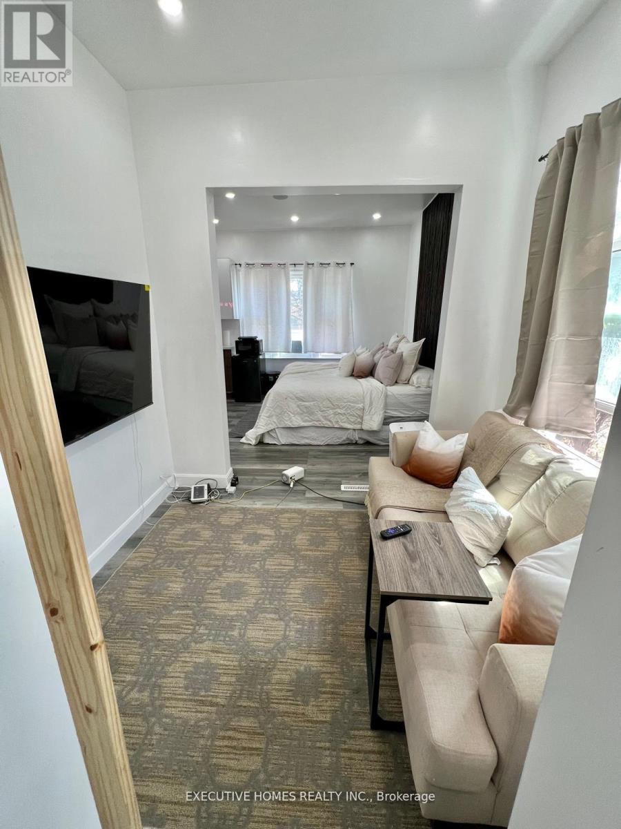 650 Oxford Street E, London East, Ontario  N5X 3J4 - Photo 16 - X12607356