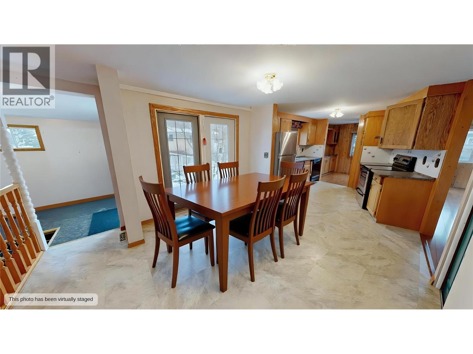 7516 Columbia Avenue, Radium Hot Springs, British Columbia  V0A 1M0 - Photo 4 - 10357048