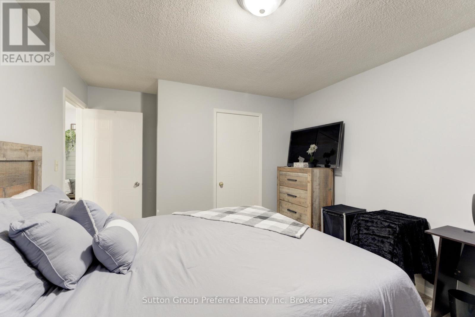 35 - 64 Hiawatha Road, Woodstock, Ontario  N4T 1P4 - Photo 16 - X12290625