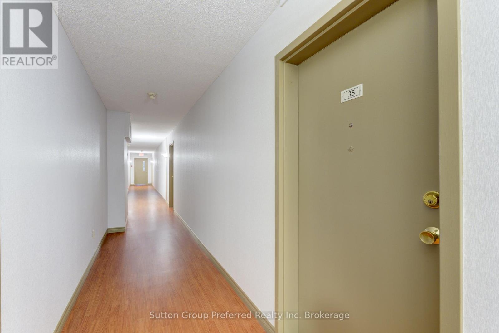 35 - 64 Hiawatha Road, Woodstock, Ontario  N4T 1P4 - Photo 8 - X12290625