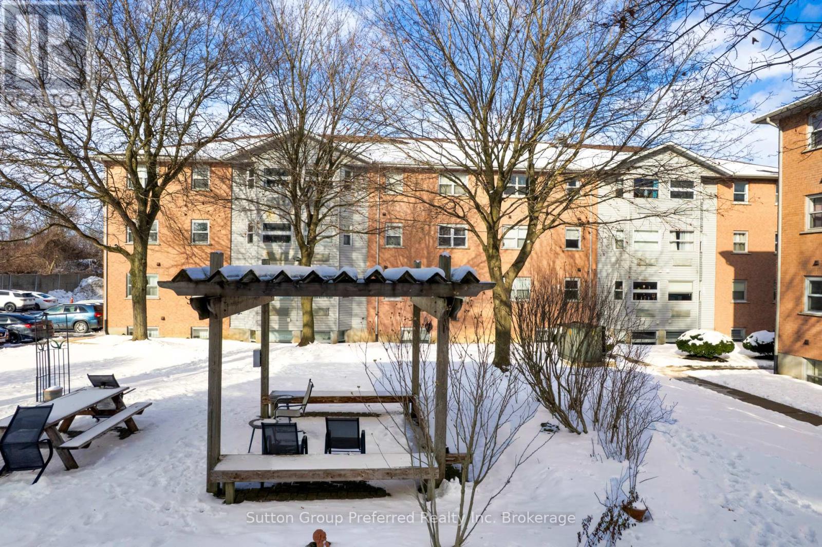 35 - 64 Hiawatha Road, Woodstock, Ontario  N4T 1P4 - Photo 30 - X12290625