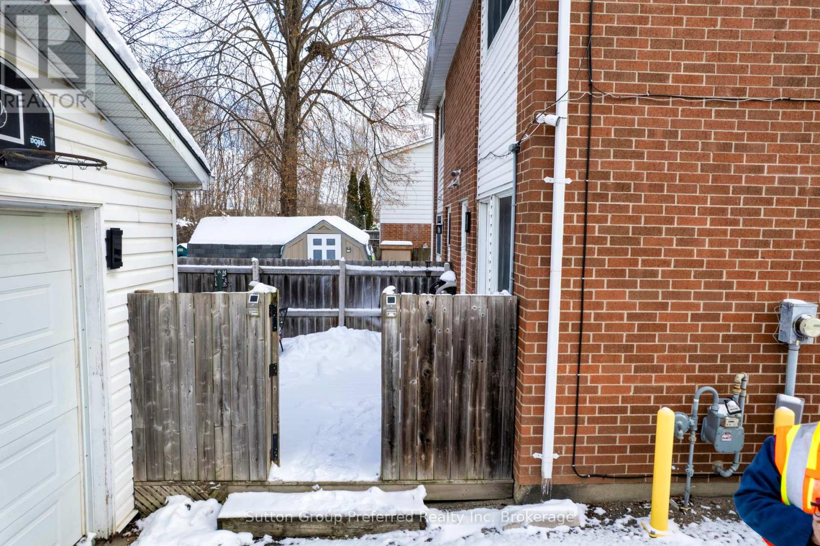 134 Keats Drive, Woodstock (Woodstock - South), Ontario  N4S 8B8 - Photo 6 - X12469595