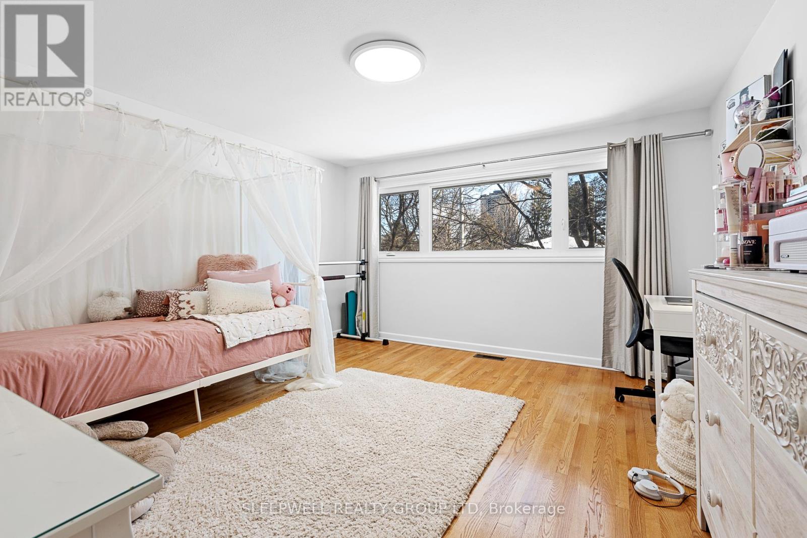 1874 Rideau Garden Drive, Ottawa, Ontario  K1S 1G6 - Photo 18 - X12607430