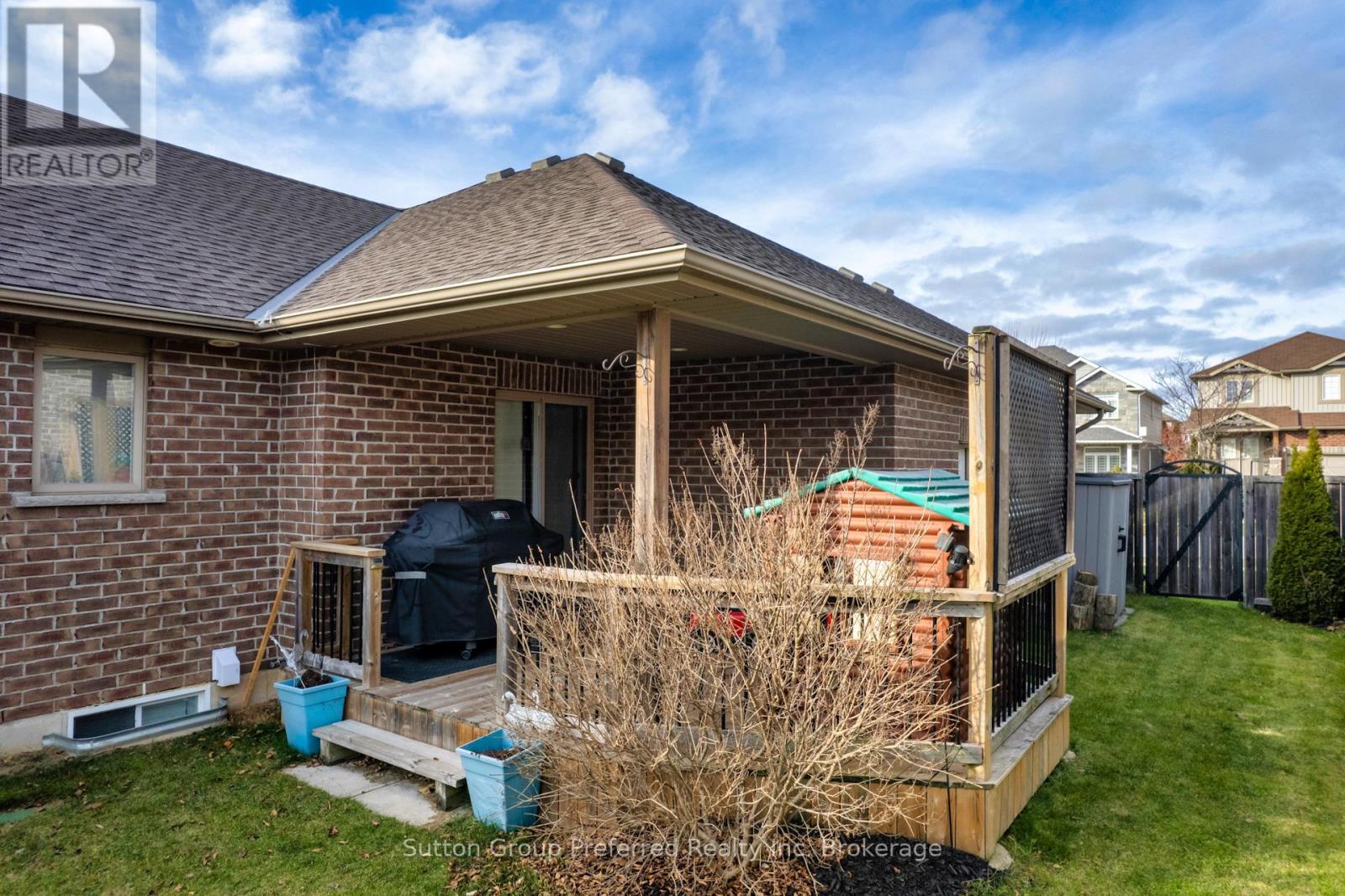 820 Ridgewood Drive, Woodstock (Woodstock - North), Ontario  N4T 0E1 - Photo 41 - X12577950