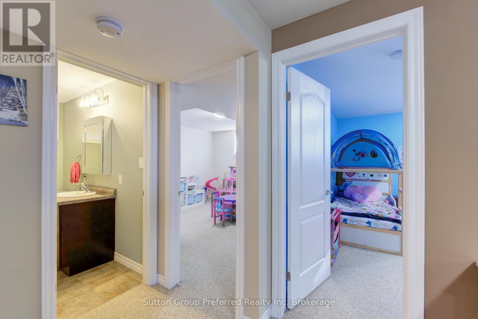 820 Ridgewood Drive, Woodstock (Woodstock - North), Ontario  N4T 0E1 - Photo 29 - X12577950