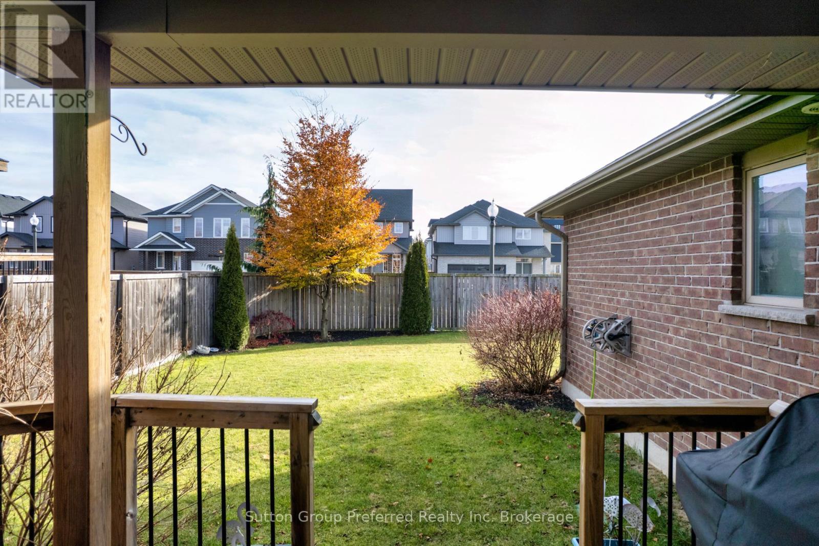 820 Ridgewood Drive, Woodstock (Woodstock - North), Ontario  N4T 0E1 - Photo 38 - X12577950