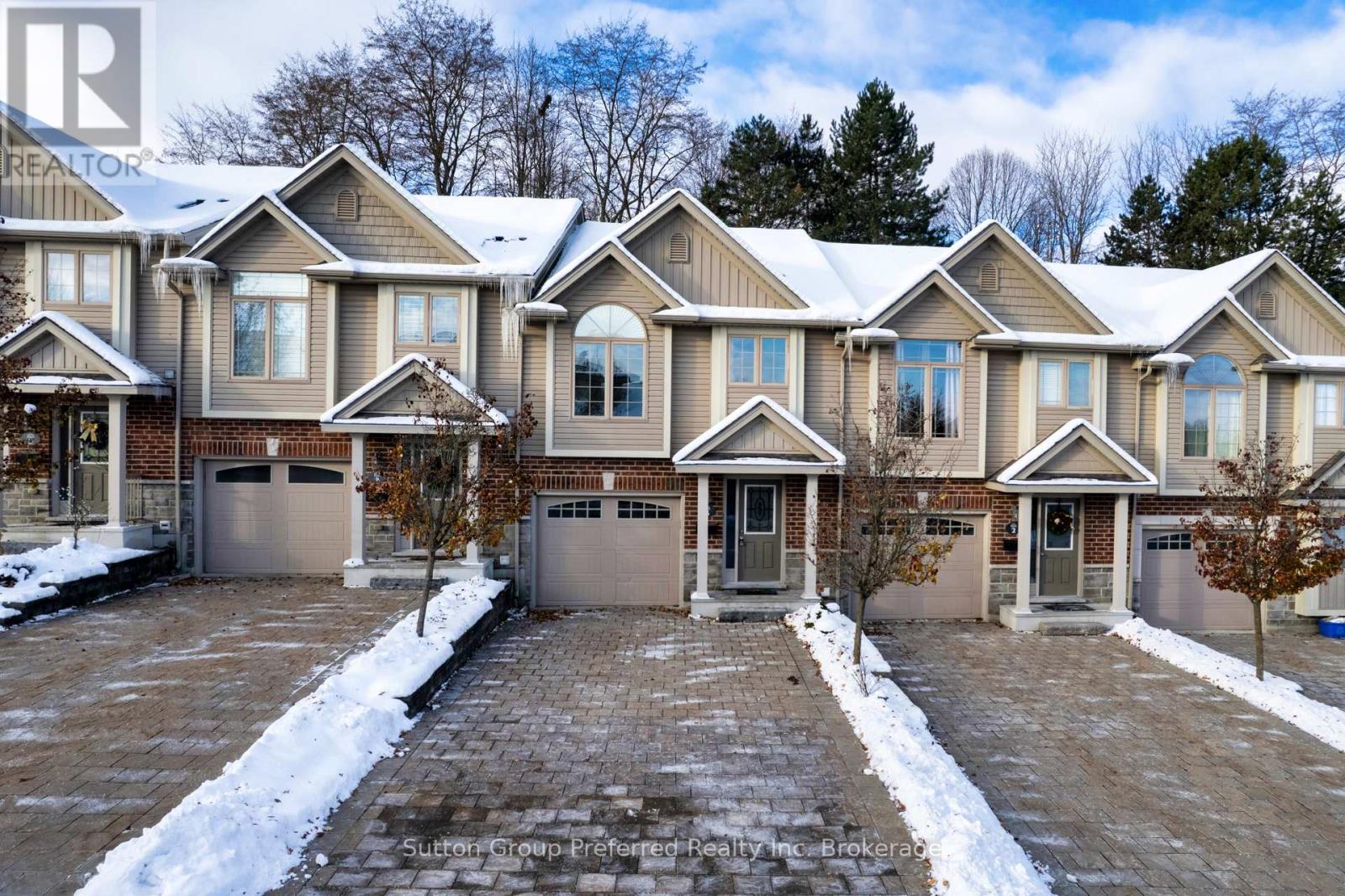 3 - 176 Ferguson Drive, Woodstock, Ontario  N4V 0G6 - Photo 3 - X12324583