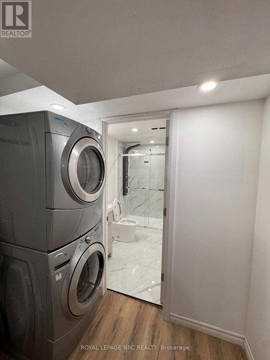 Basement - 959 Mohawk Road E, Hamilton, Ontario  L8T 2R9 - Photo 13 - X12607448