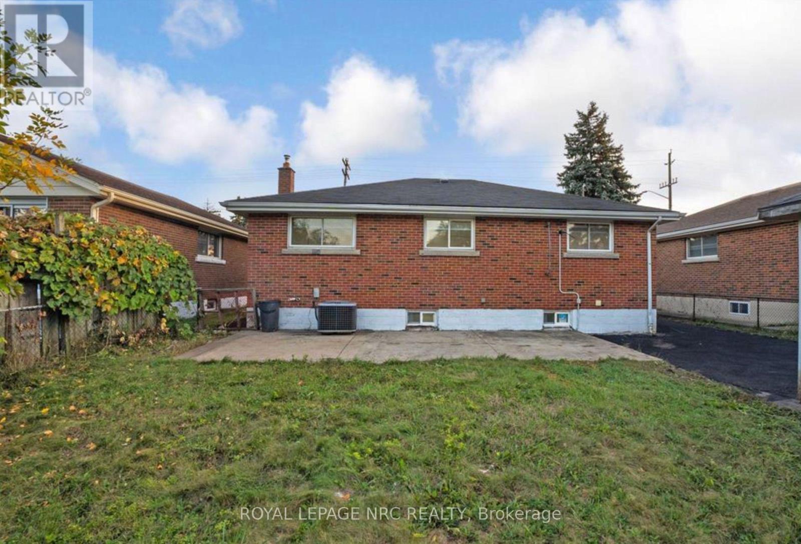 Basement - 959 Mohawk Road E, Hamilton, Ontario  L8T 2R9 - Photo 15 - X12607448