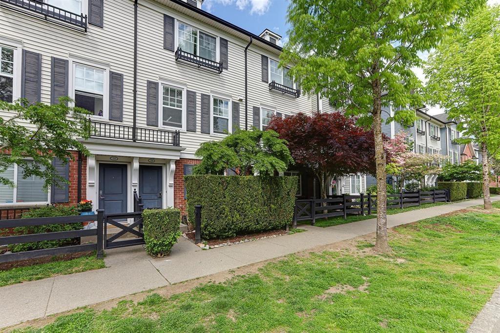 38 18983 72a Avenue, Surrey, British Columbia  V4N 1A5 - Photo 1 - R3072187