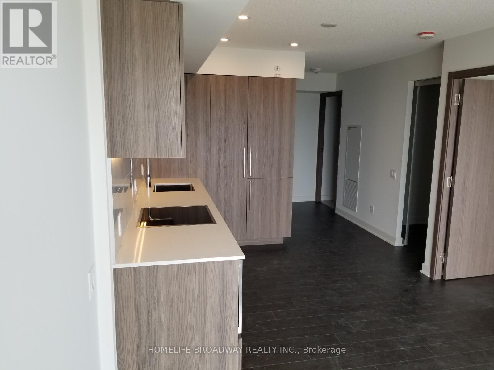 2501 - 17 Bathurst Street, Toronto, Ontario  M5V 0N1 - Photo 18 - C12607436