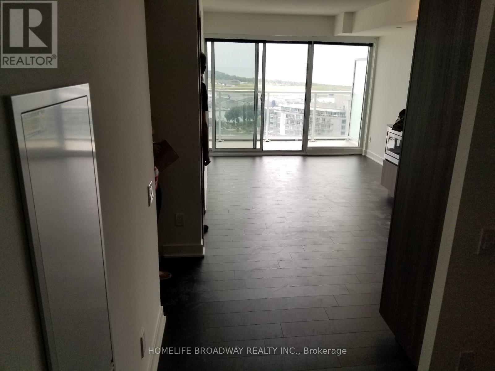 2501 - 17 Bathurst Street, Toronto, Ontario  M5V 0N1 - Photo 9 - C12607436