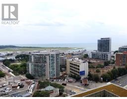 2501 - 17 BATHURST STREET, Toronto, Ontario