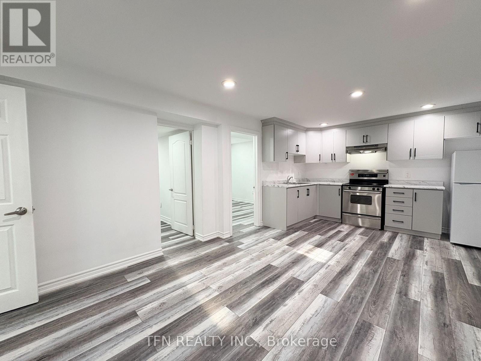 Bsmt - 8 Ravencliff Crescent, Toronto, Ontario  M1T 1R8 - Photo 10 - E12607422