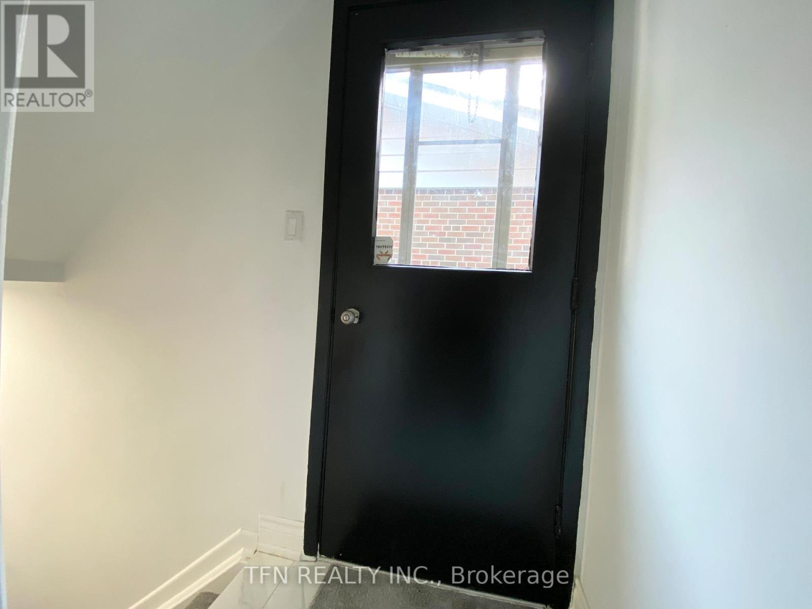 Bsmt - 8 Ravencliff Crescent, Toronto, Ontario  M1T 1R8 - Photo 8 - E12607422