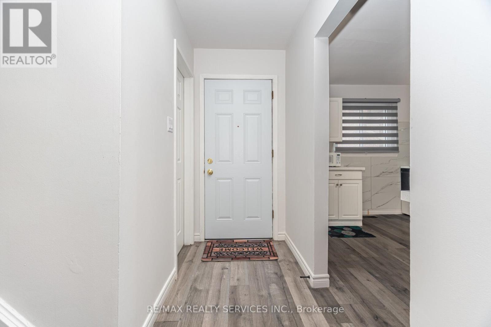 Unit 3 - 1306 Guelph Line, Burlington, Ontario  L7P 2S9 - Photo 4 - W12600430