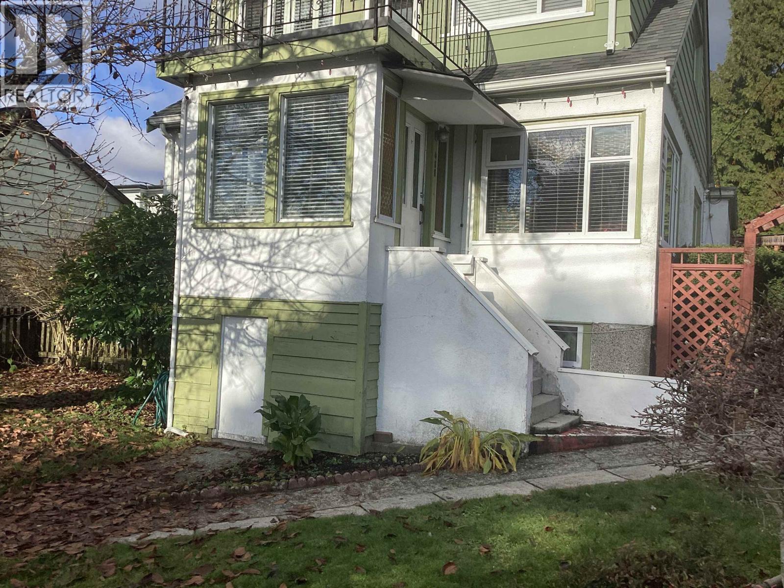 488 E 4TH STREET, North Vancouver, British Columbia