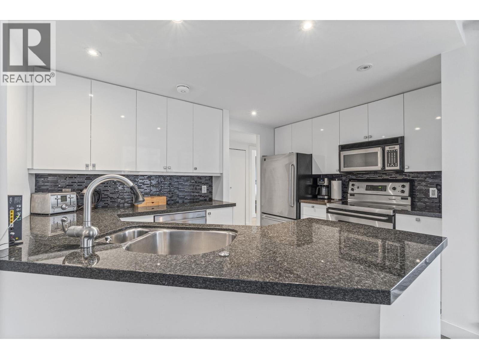 501 789 Jervis Street, Vancouver, British Columbia  V6E 2B1 - Photo 12 - R3072496