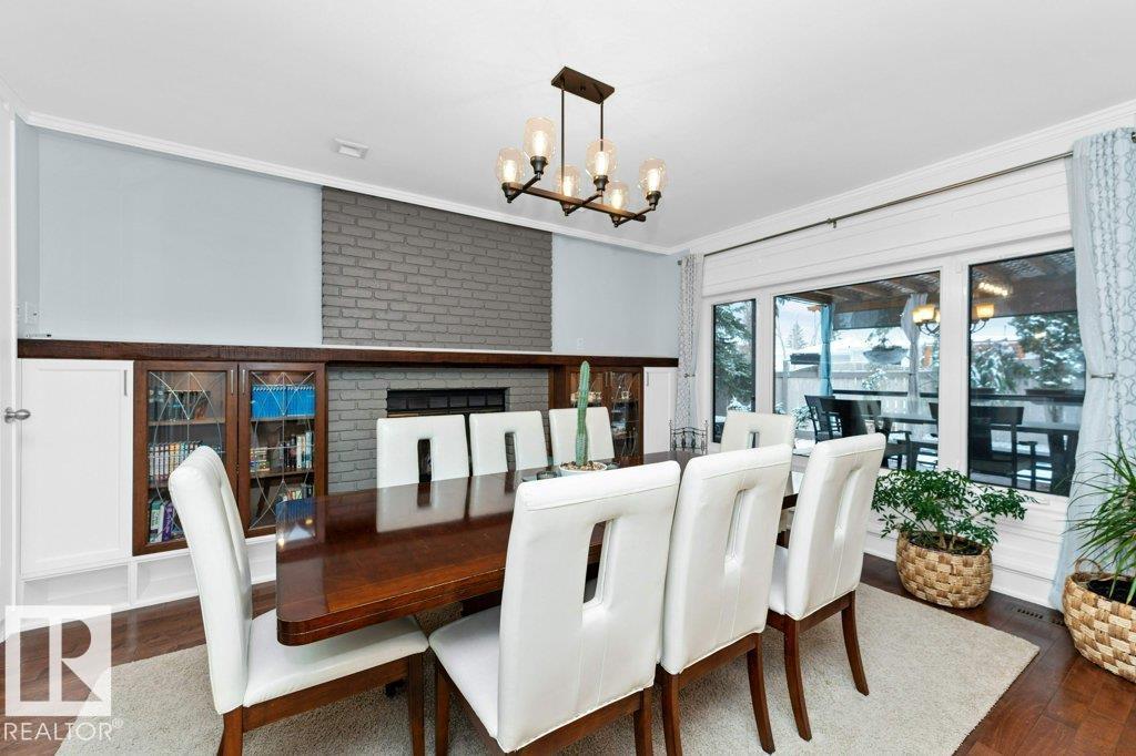 912 110a St Nw Nw, Edmonton, Alberta  T6J 6N2 - Photo 10 - E4467616