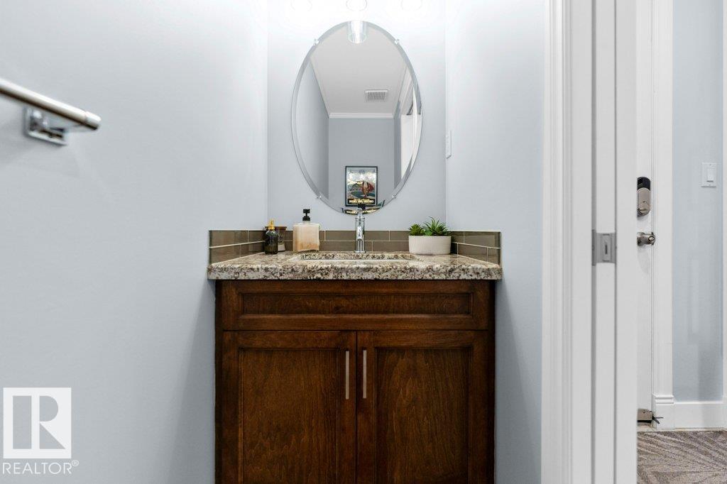 912 110a St Nw Nw, Edmonton, Alberta  T6J 6N2 - Photo 25 - E4467616