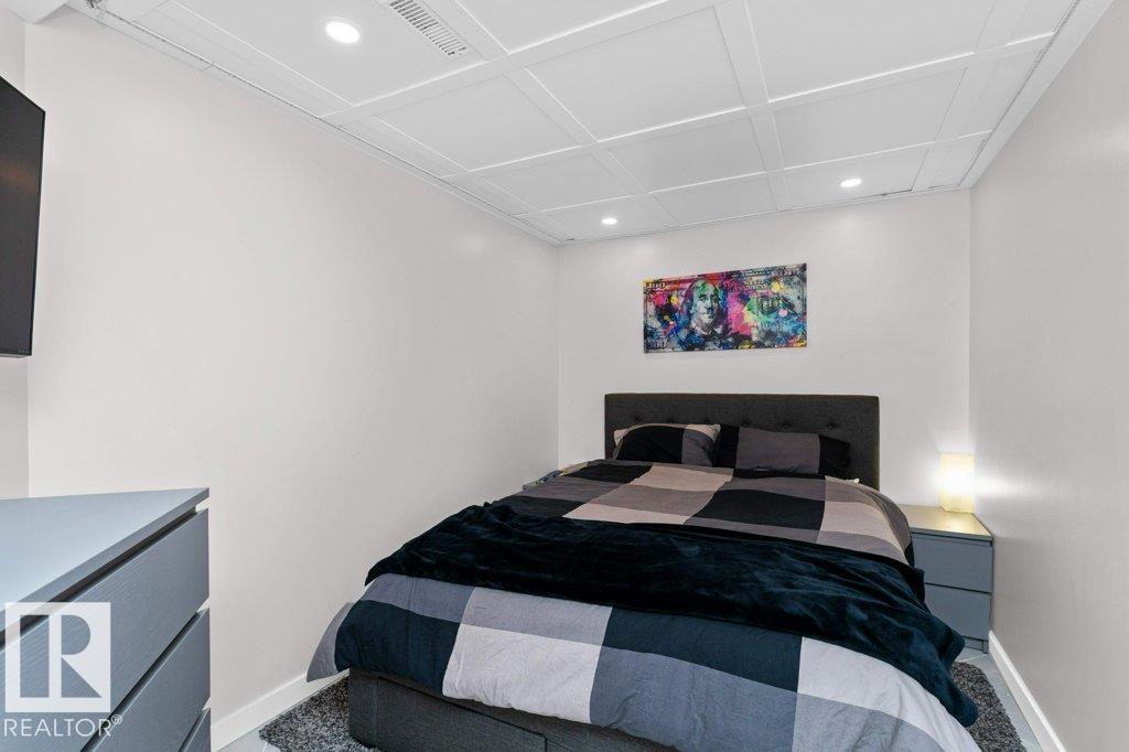 912 110a St Nw Nw, Edmonton, Alberta  T6J 6N2 - Photo 52 - E4467616