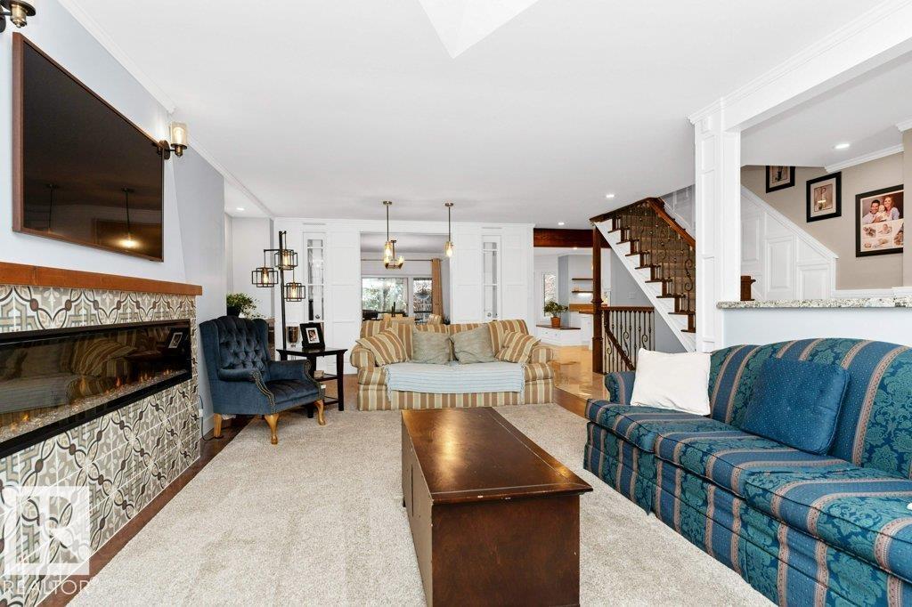 912 110a St Nw Nw, Edmonton, Alberta  T6J 6N2 - Photo 7 - E4467616