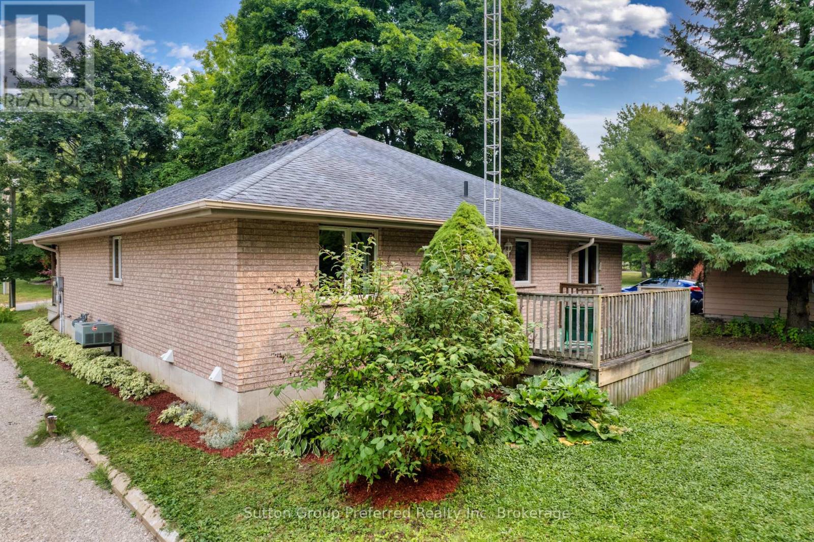 227 Bower Hill Road, Woodstock, Ontario N4S 2N5 - Photo 38 - X12322988