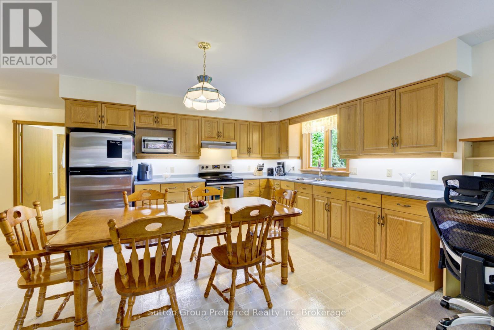 227 Bower Hill Road, Woodstock, Ontario N4S 2N5 - Photo 9 - X12322988