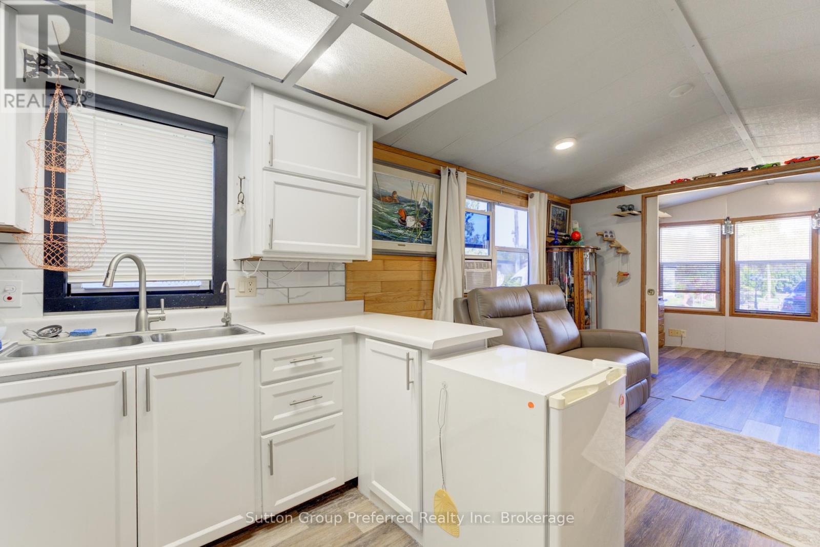 94 - 495856 10th Line, East Zorra-Tavistock, Ontario N4S 7V7 - Photo 13 - X12397279