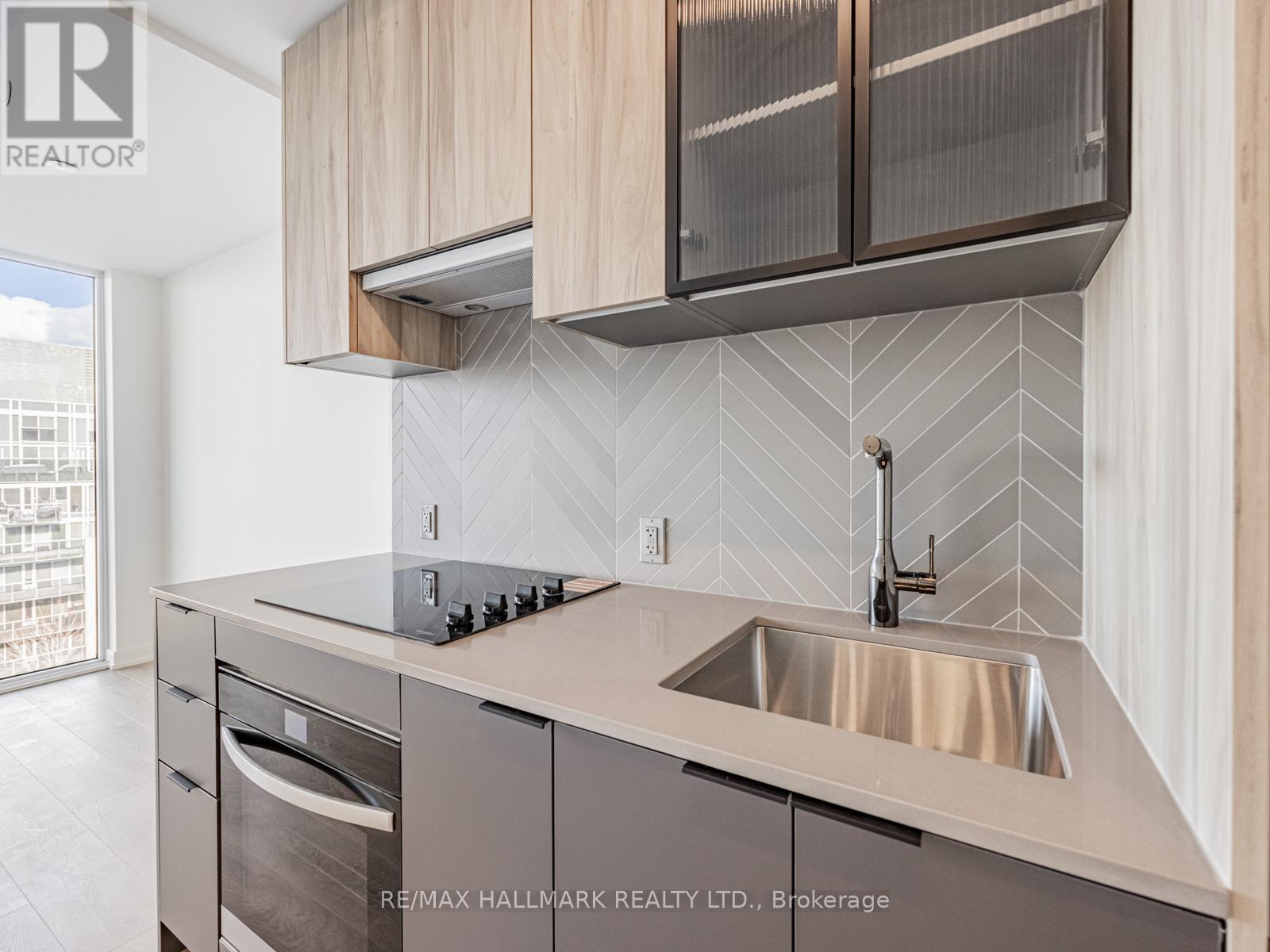 720 - 1037 The Queensway, Toronto, Ontario  M8Z 6C7 - Photo 11 - W12607418