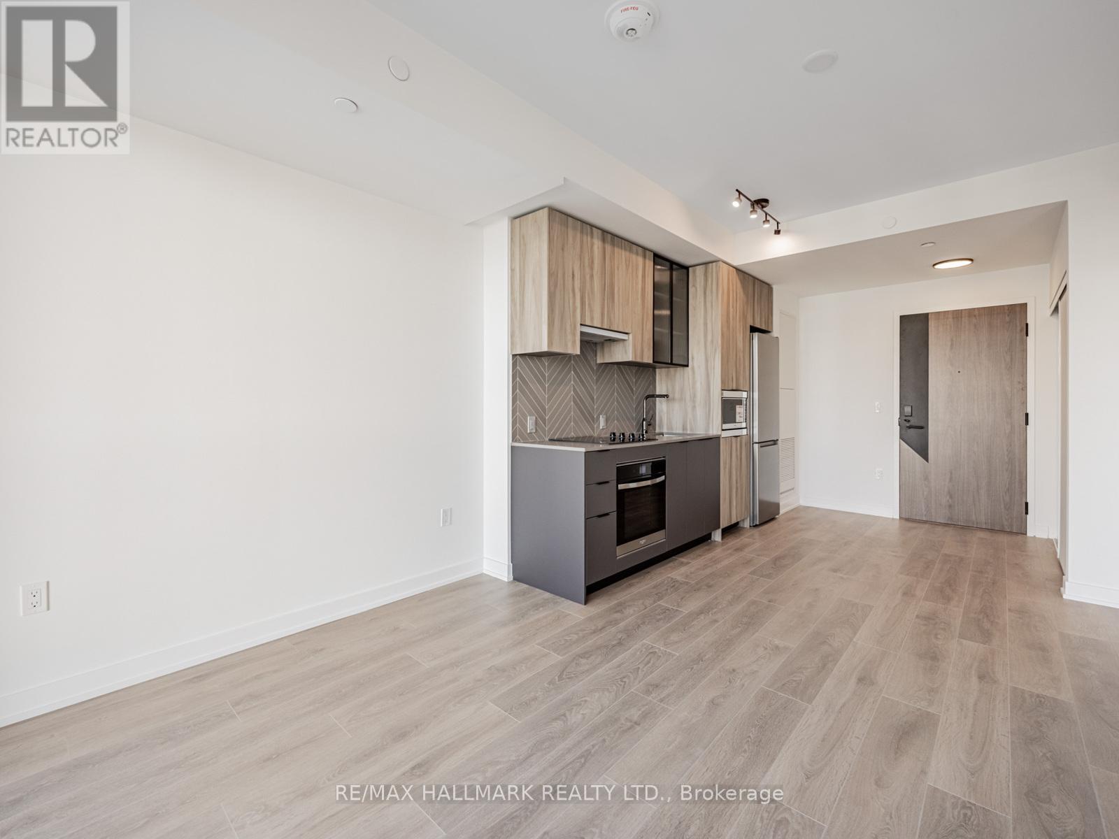 720 - 1037 The Queensway, Toronto, Ontario  M8Z 6C7 - Photo 7 - W12607418