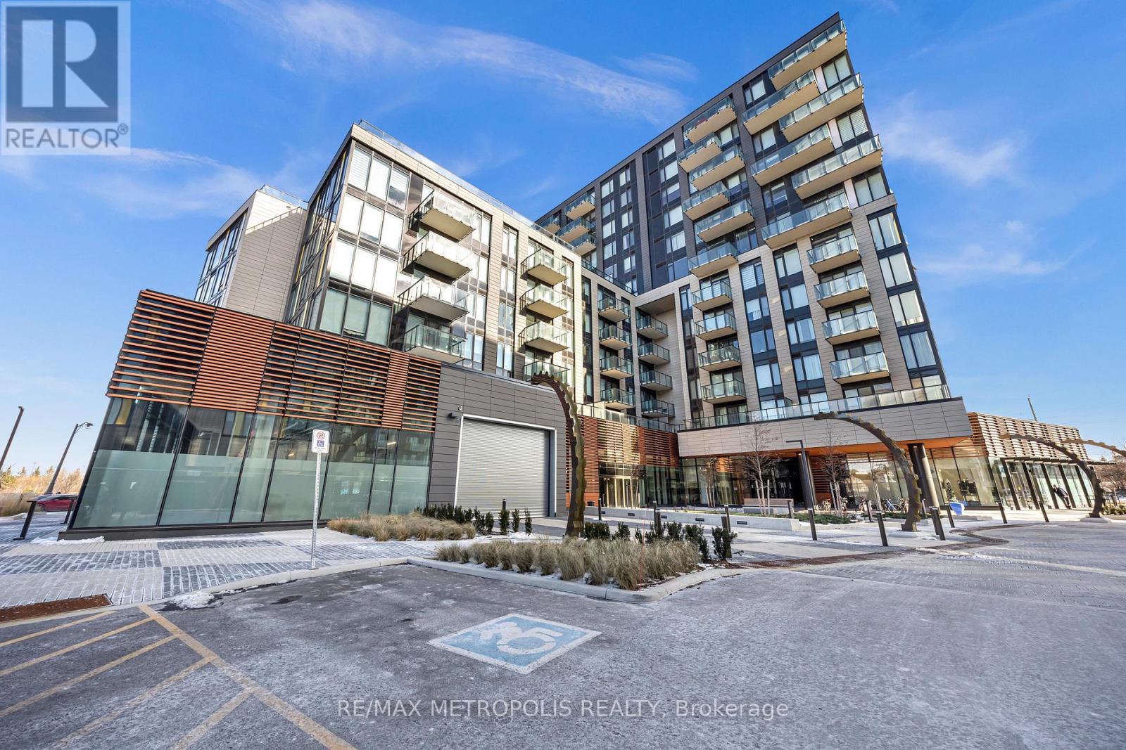 413 - 1415 Dundas Street E, Oakville, Ontario  L6H 7G1 - Photo 2 - W12607458