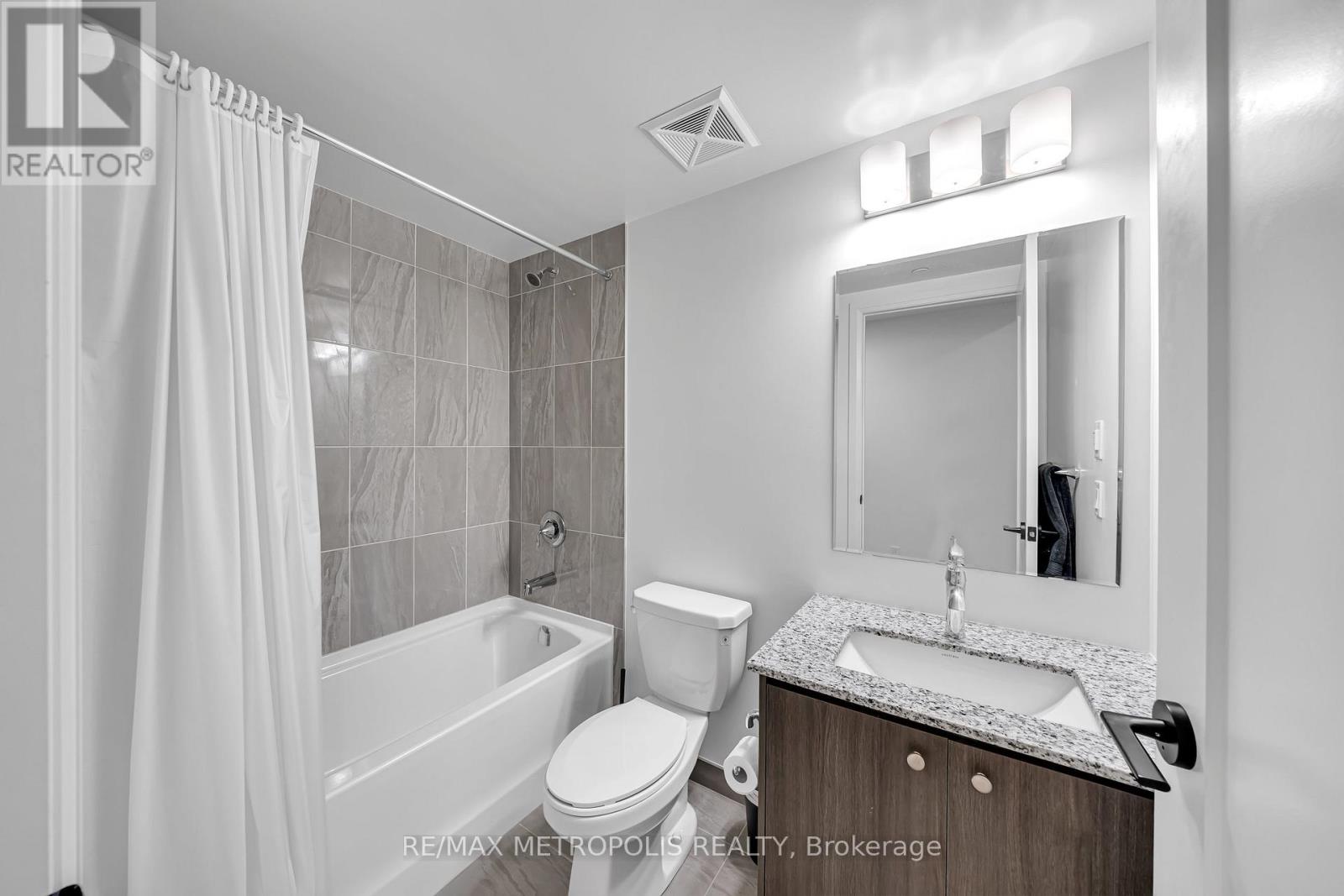 413 - 1415 Dundas Street E, Oakville, Ontario  L6H 7G1 - Photo 5 - W12607458