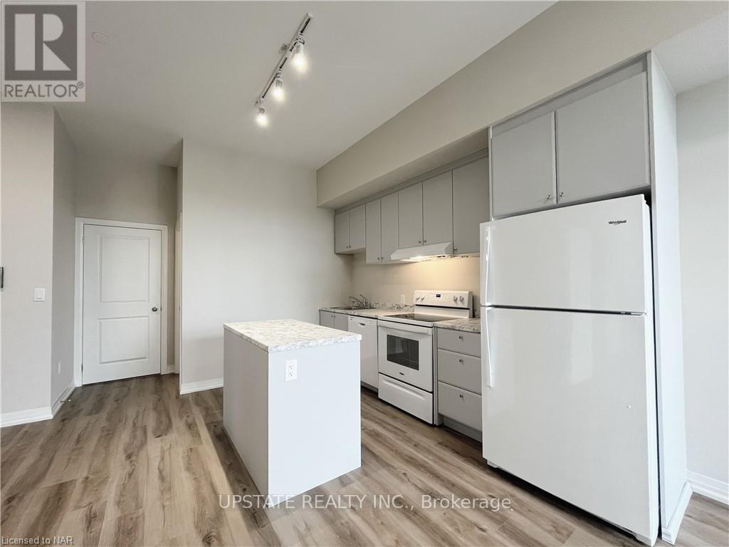 Up 22 - 50 Herrick Avenue, St. Catharines (Oakdale), Ontario  L2P 2S4 - Photo 4 - X12607432