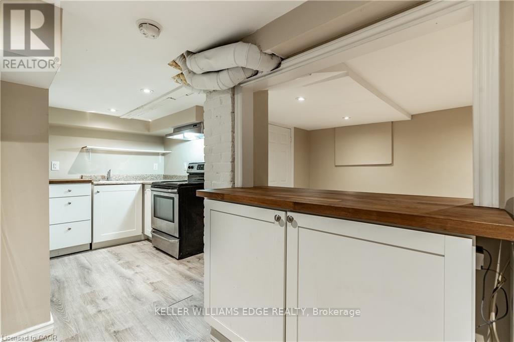 B - 9 Blythe Street, Hamilton, Ontario  L8N 2W3 - Photo 13 - X12607440