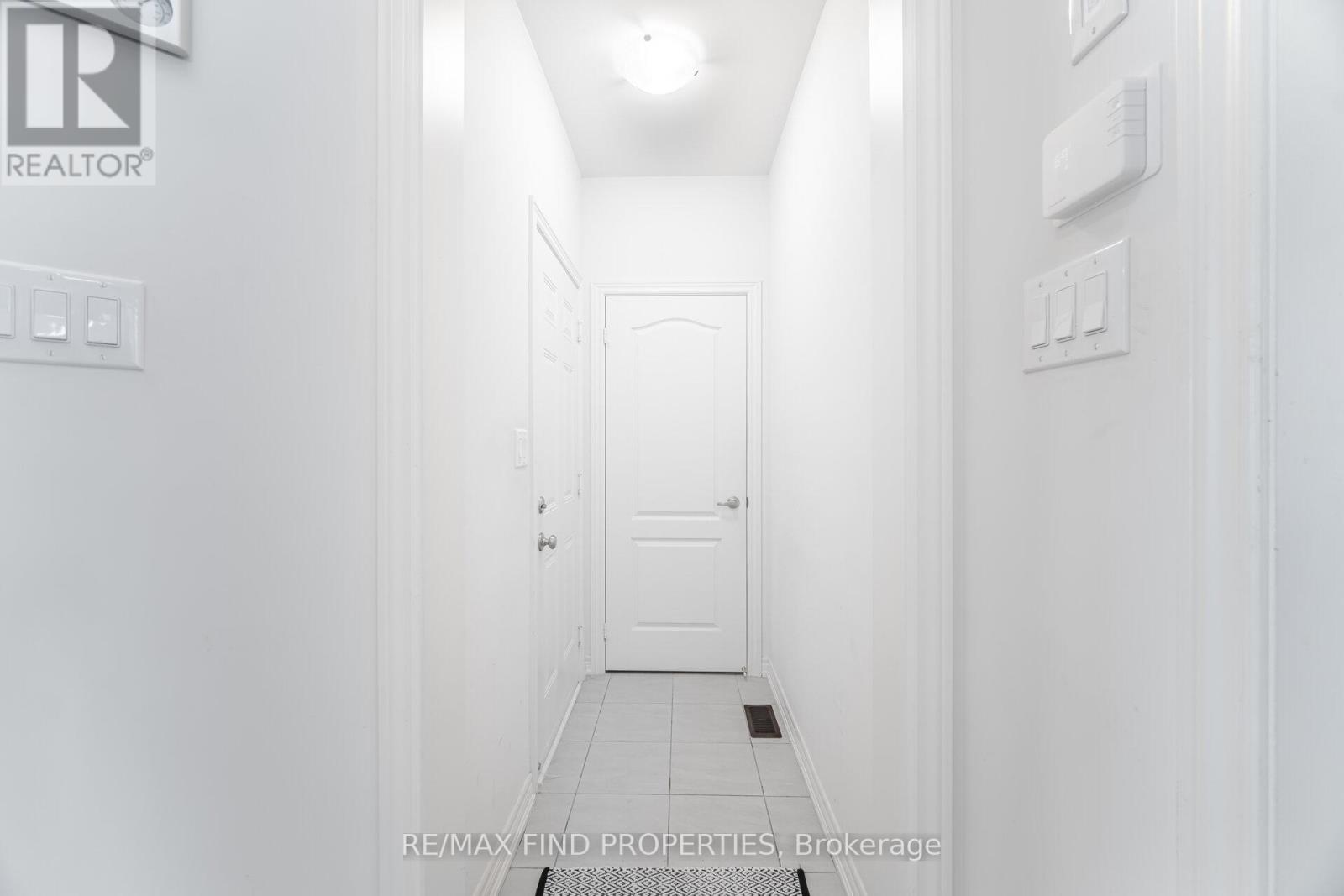 361 Skinner Road, Hamilton, Ontario  L8B 1Z7 - Photo 22 - X12607450