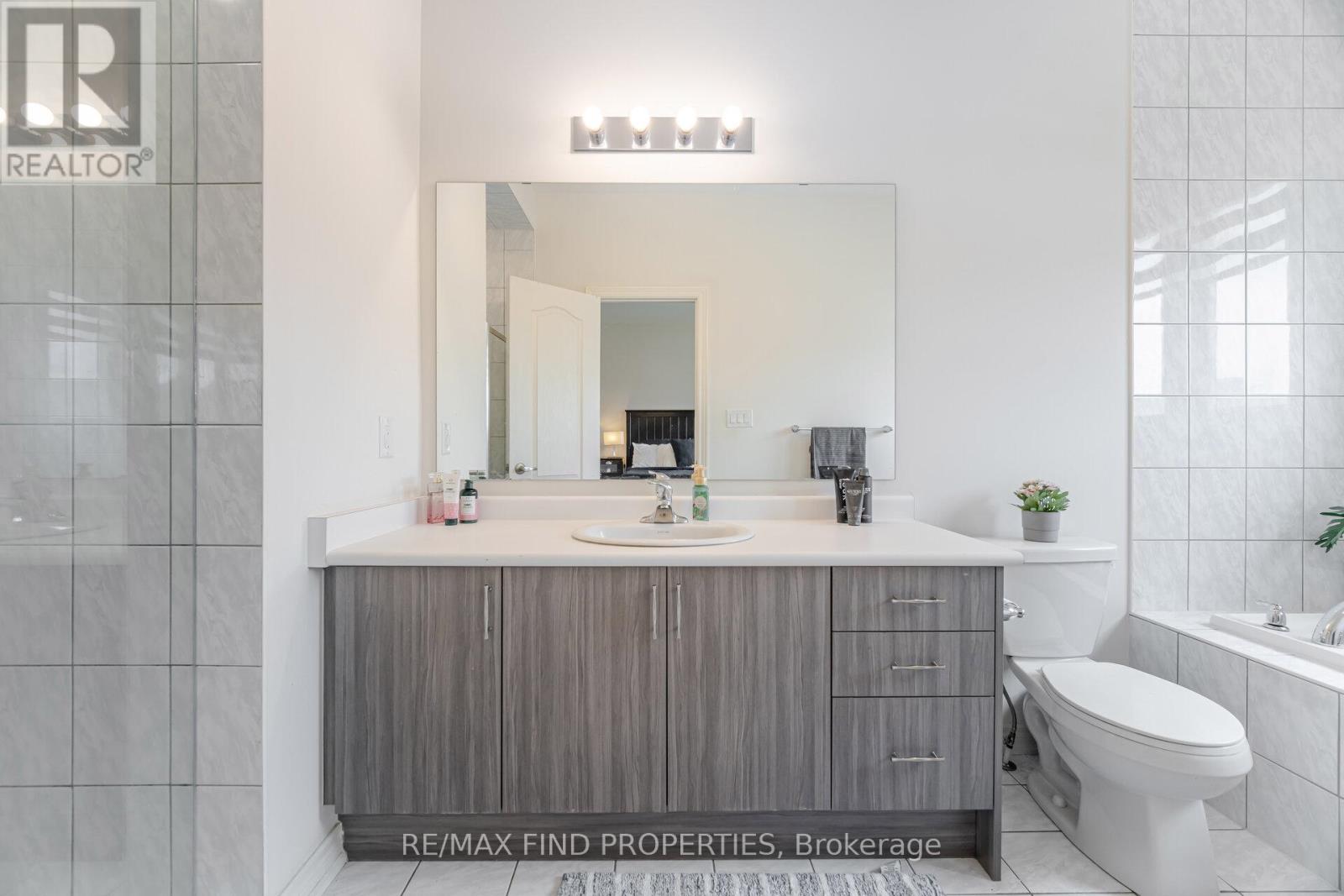 361 Skinner Road, Hamilton, Ontario  L8B 1Z7 - Photo 28 - X12607450