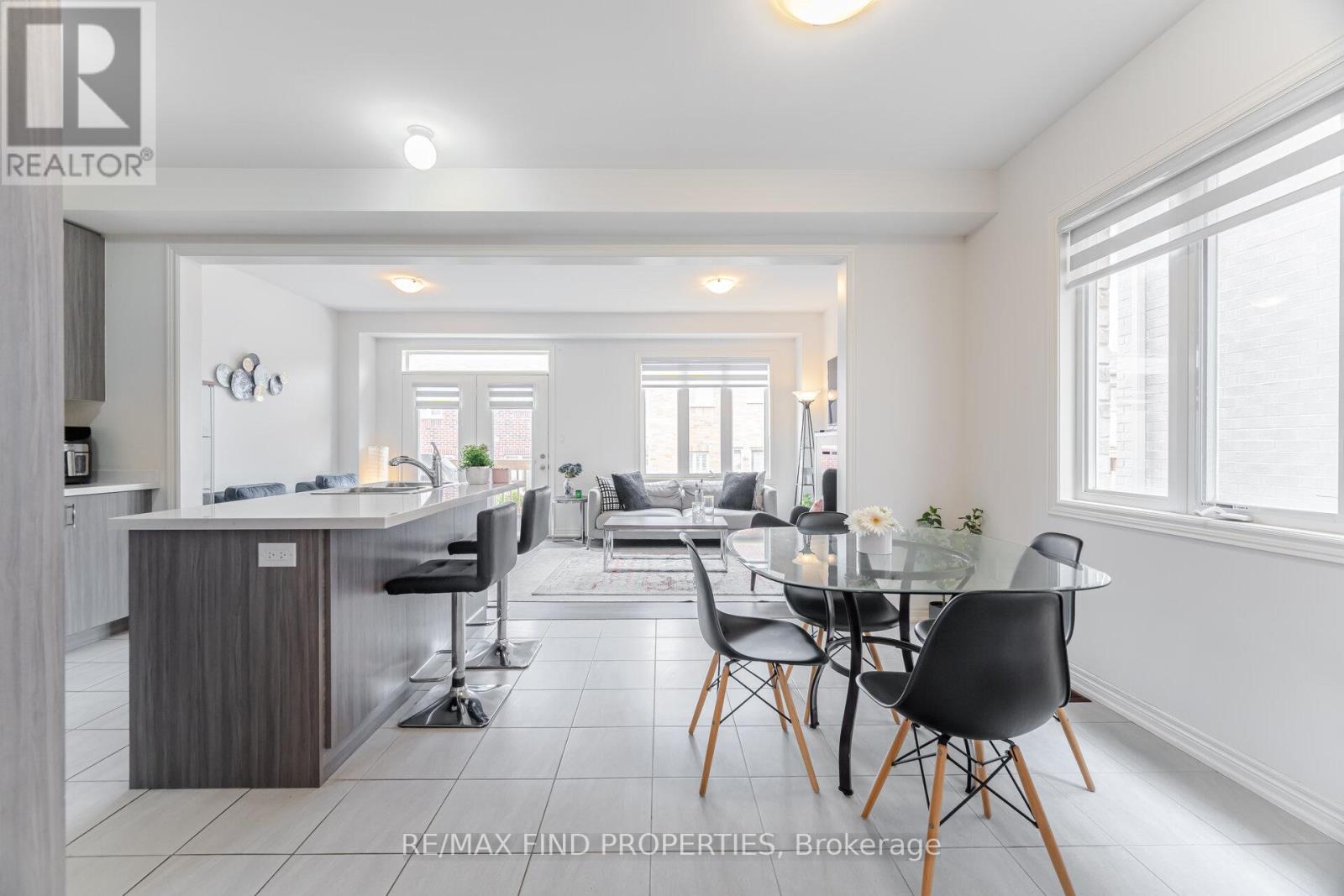 361 Skinner Road, Hamilton, Ontario  L8B 1Z7 - Photo 9 - X12607450