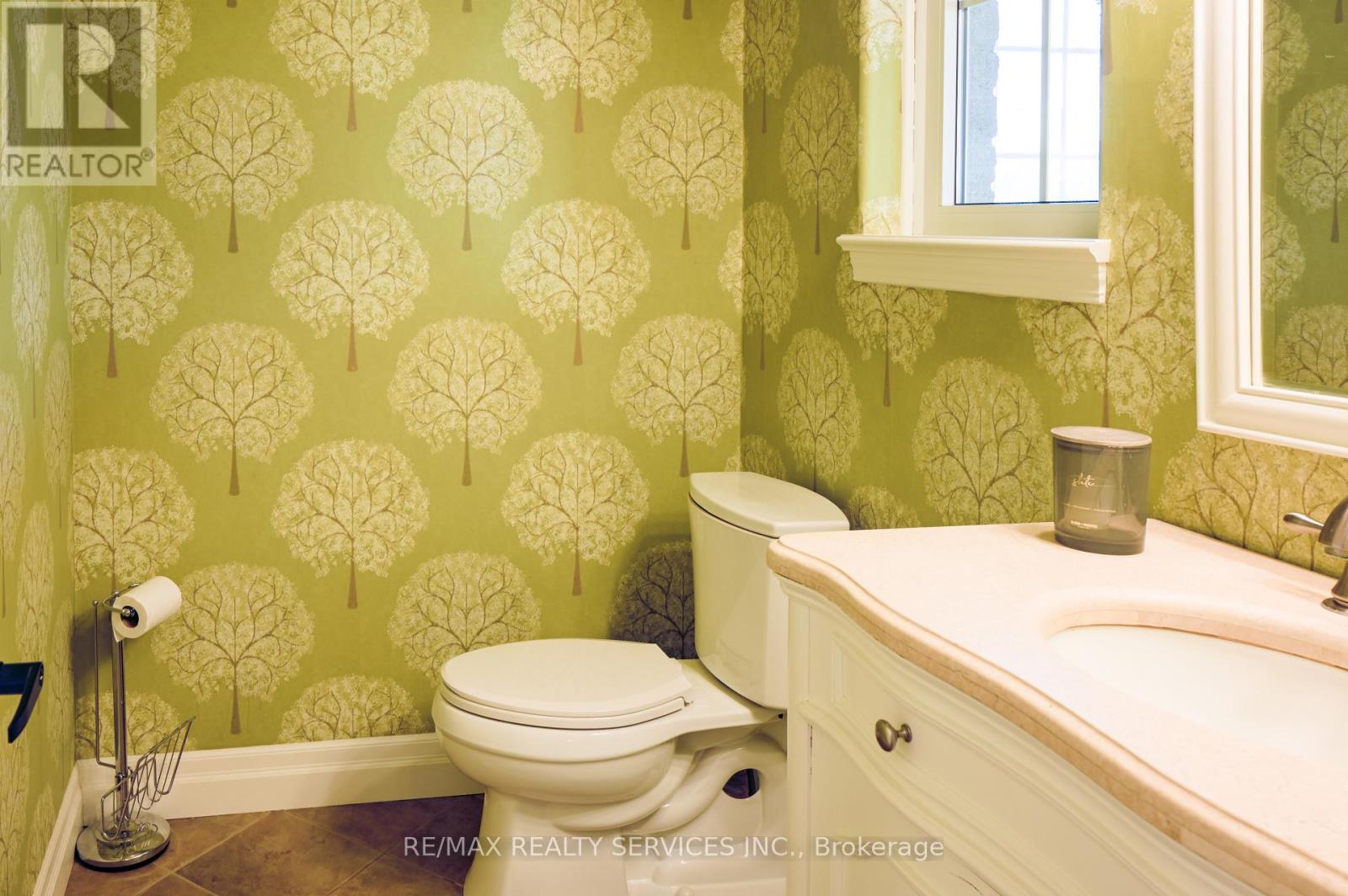 214 Maple Avenue S, Brant, Ontario  N0E 1A0 - Photo 12 - X12607460